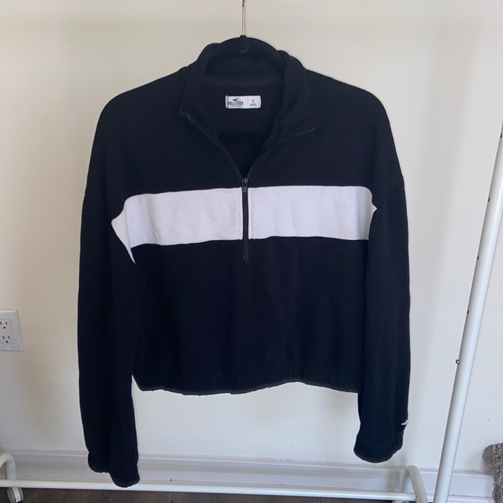 3/$30 | Hollister Cropped Hoodie